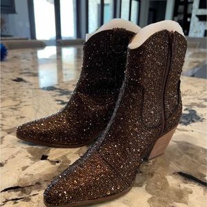 betsy johnson booties